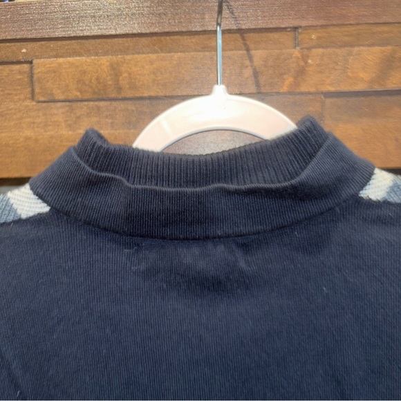 LUXTON XL ZIPPED UP NAVY BLOCK -REPEAT ACRYLIC - Picture 10 of 12